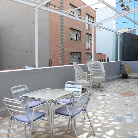 Precioso Apartamento Con Terraza Apartman Madrid Kültér fotó
